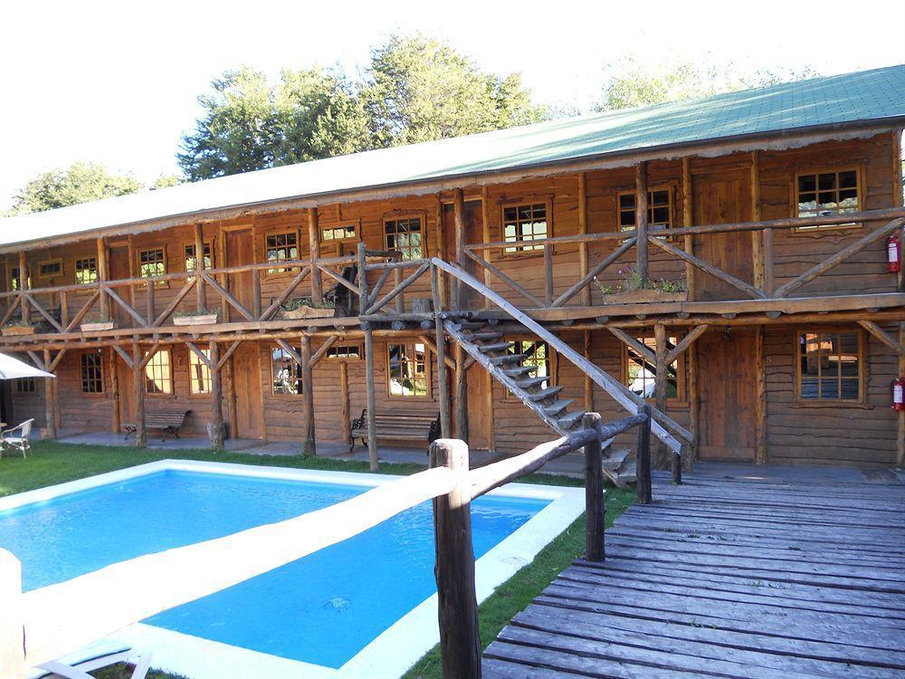 Hotel El Barranco Futaleufú Exterior foto